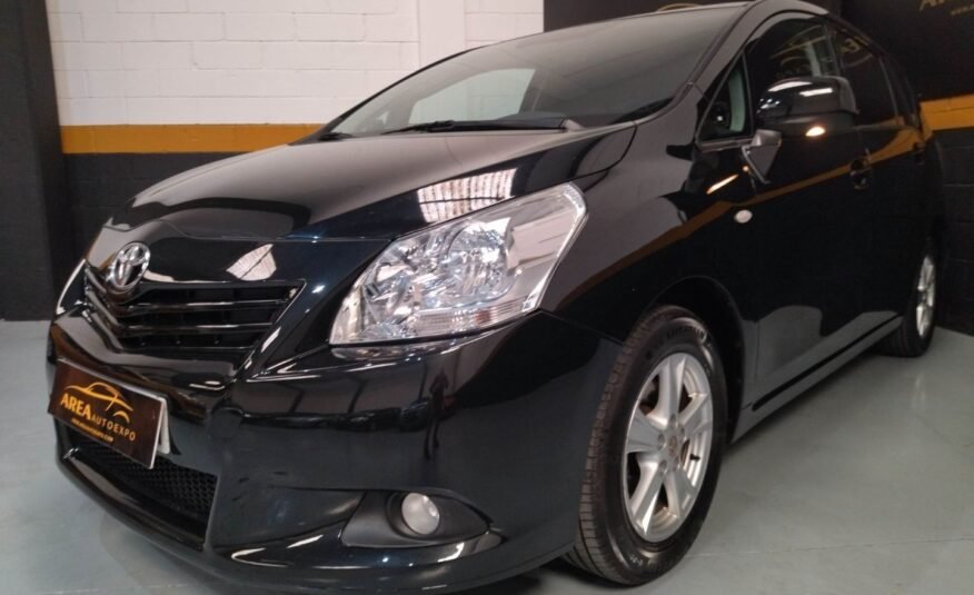 TOYOTA Verso 2.0 D4D ACTIVE 7 PL.