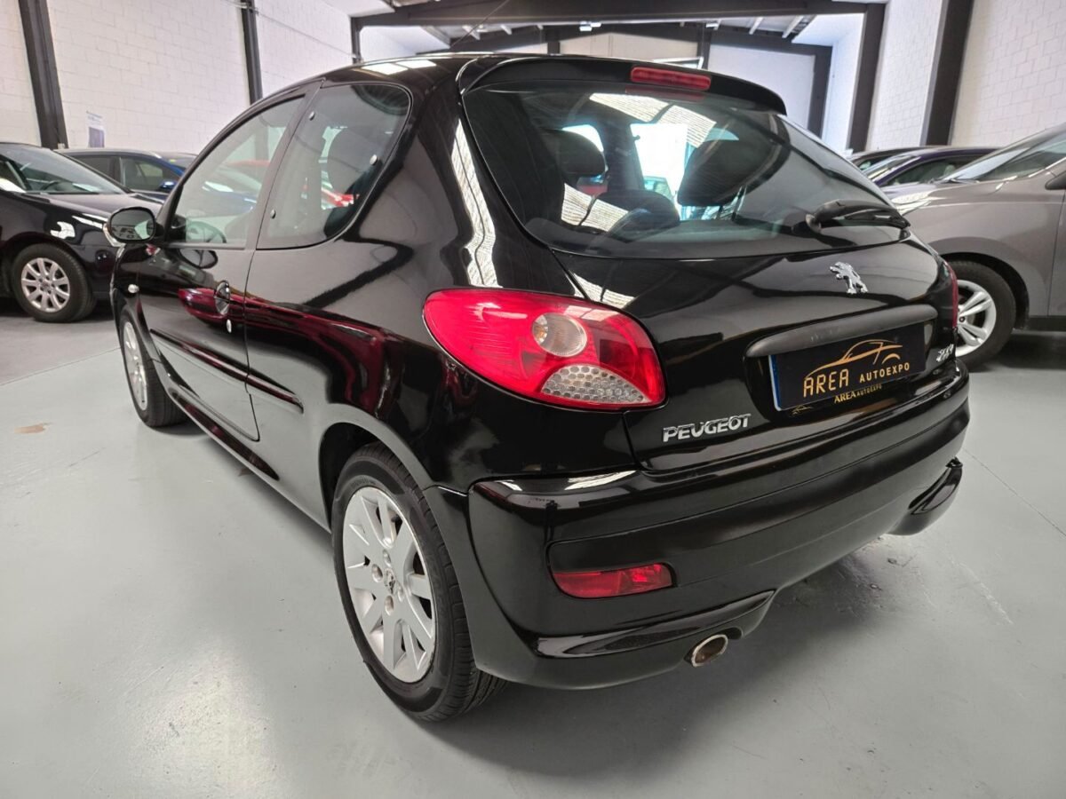 PEUGEOT 206+ 1.4 Hdi