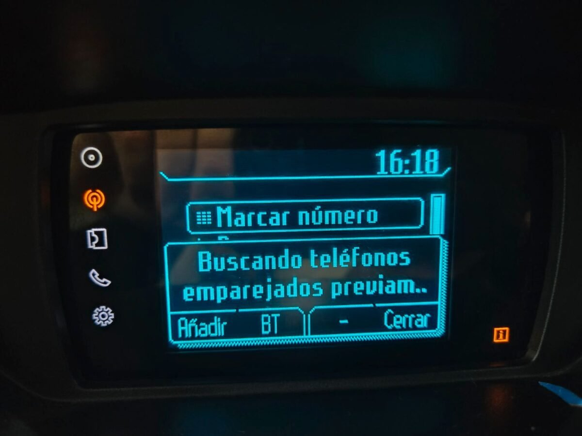 FORD TOURNEO COURIER 1.0 TITANIUM