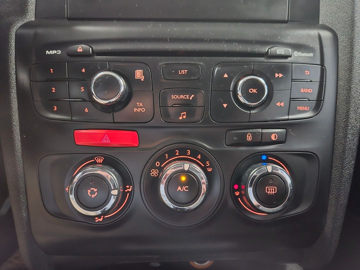 CITROEN C4 1.6 Hdi LIVE EDITION