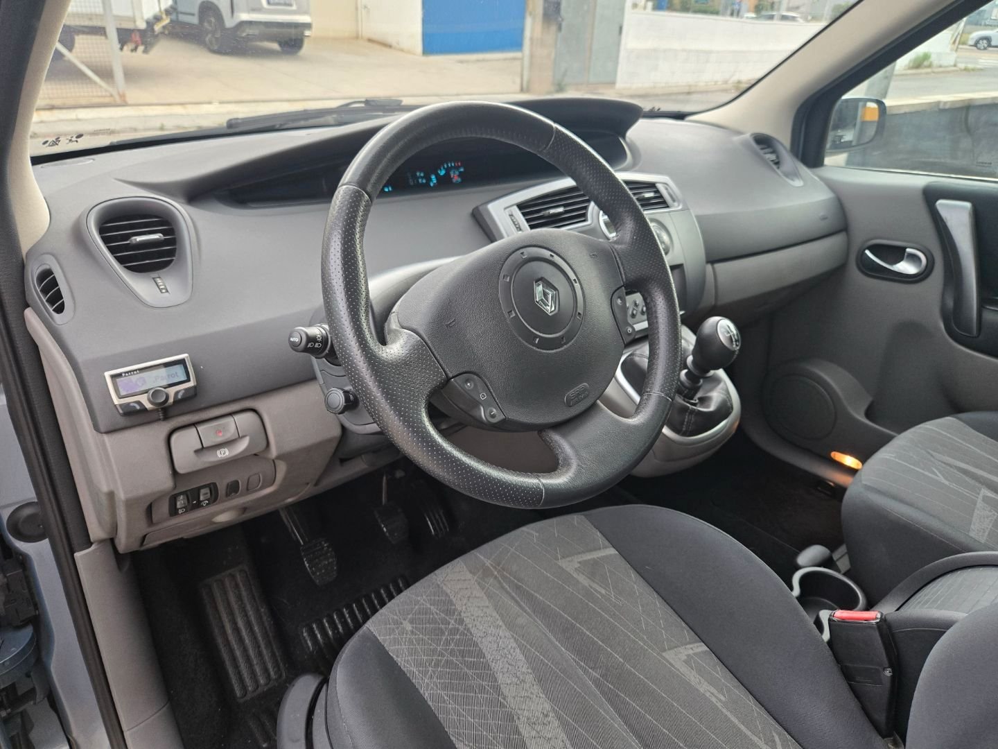 RENAULT SCENIC 1.5 DCI DYNAMIQUE