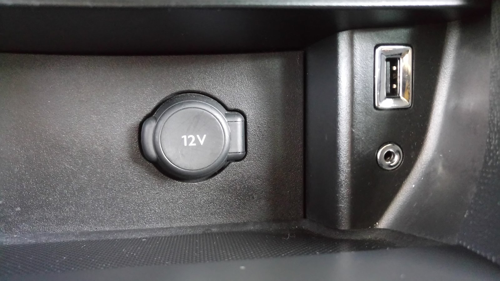 PEUGEOT 308 1.6 HDI ACCESS