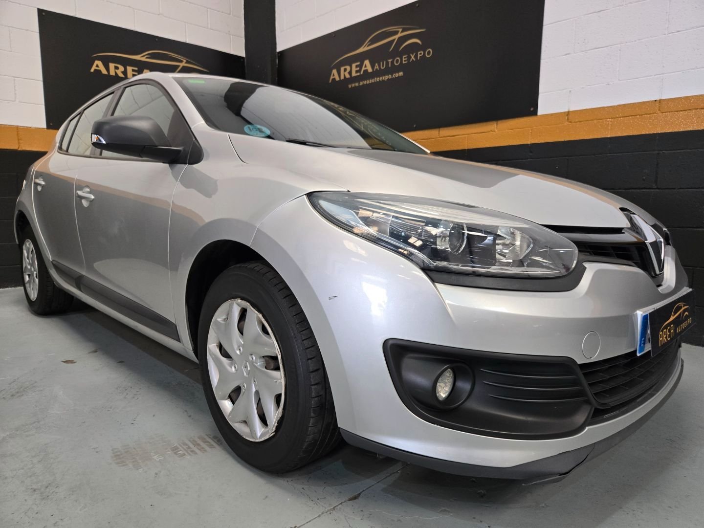 RENAULT 1.2 TCE LIMITED ENERGY