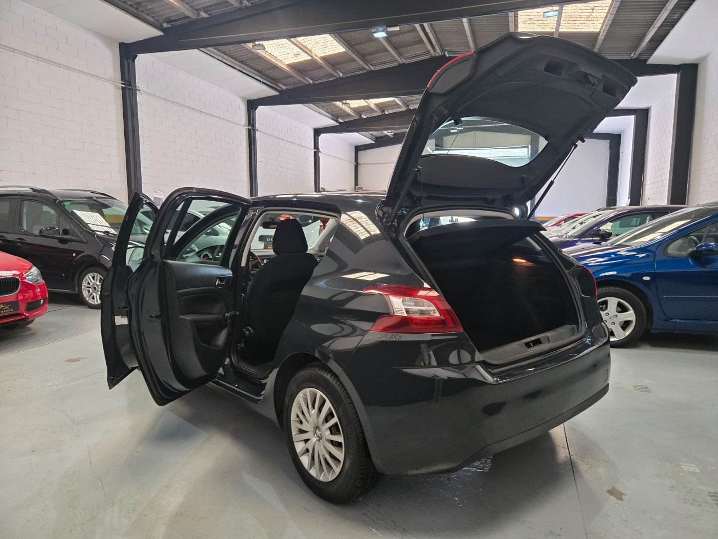 PEUGEOT 308 1.6 HDI ACCESS