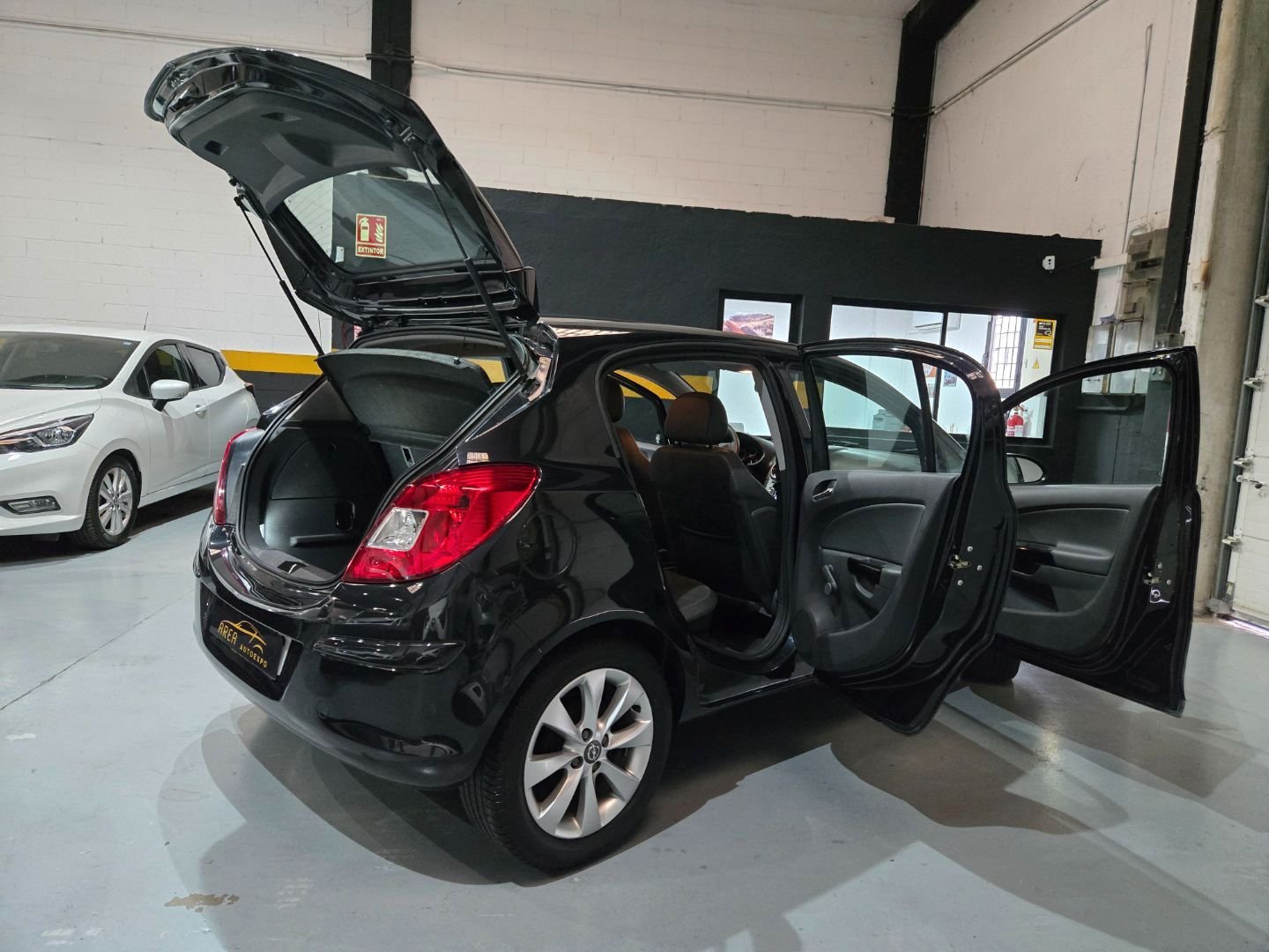 OPEL CORSA 1.2 SELECTIVE
