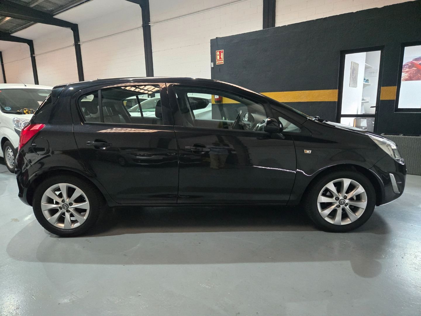 OPEL CORSA 1.2 SELECTIVE