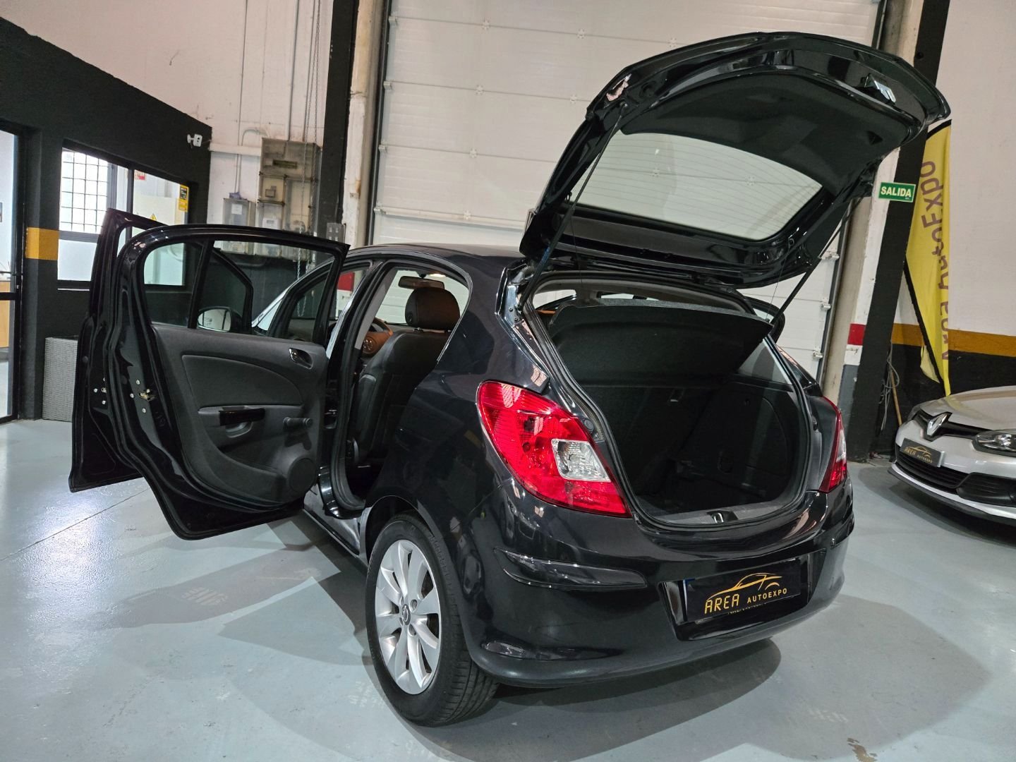 OPEL CORSA 1.2 SELECTIVE