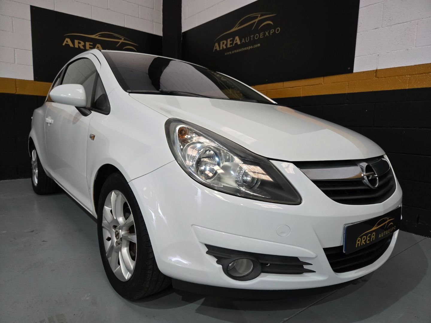 OPEL CORSA 1.4 SPORT