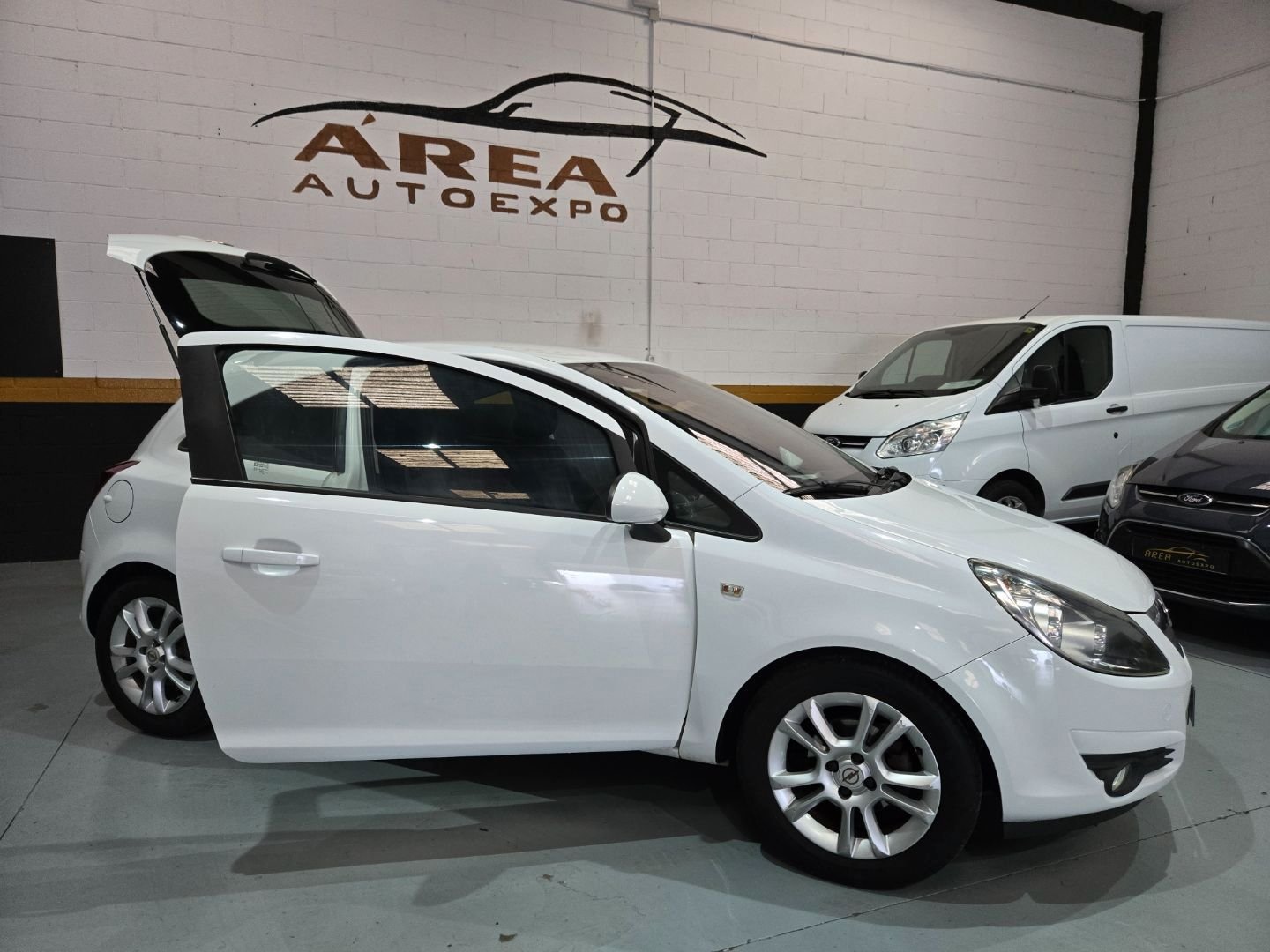 OPEL CORSA 1.4 SPORT