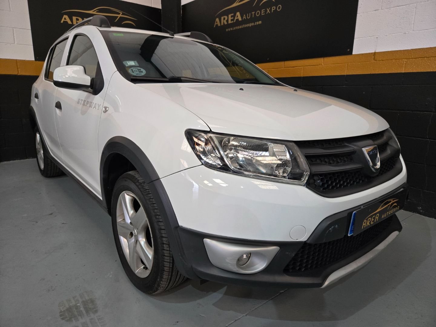 DACIA SANDERO STEPWAY TCE