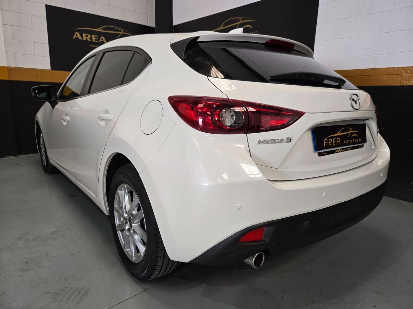MAZDA MAZDA 3 2.2D LUXURY