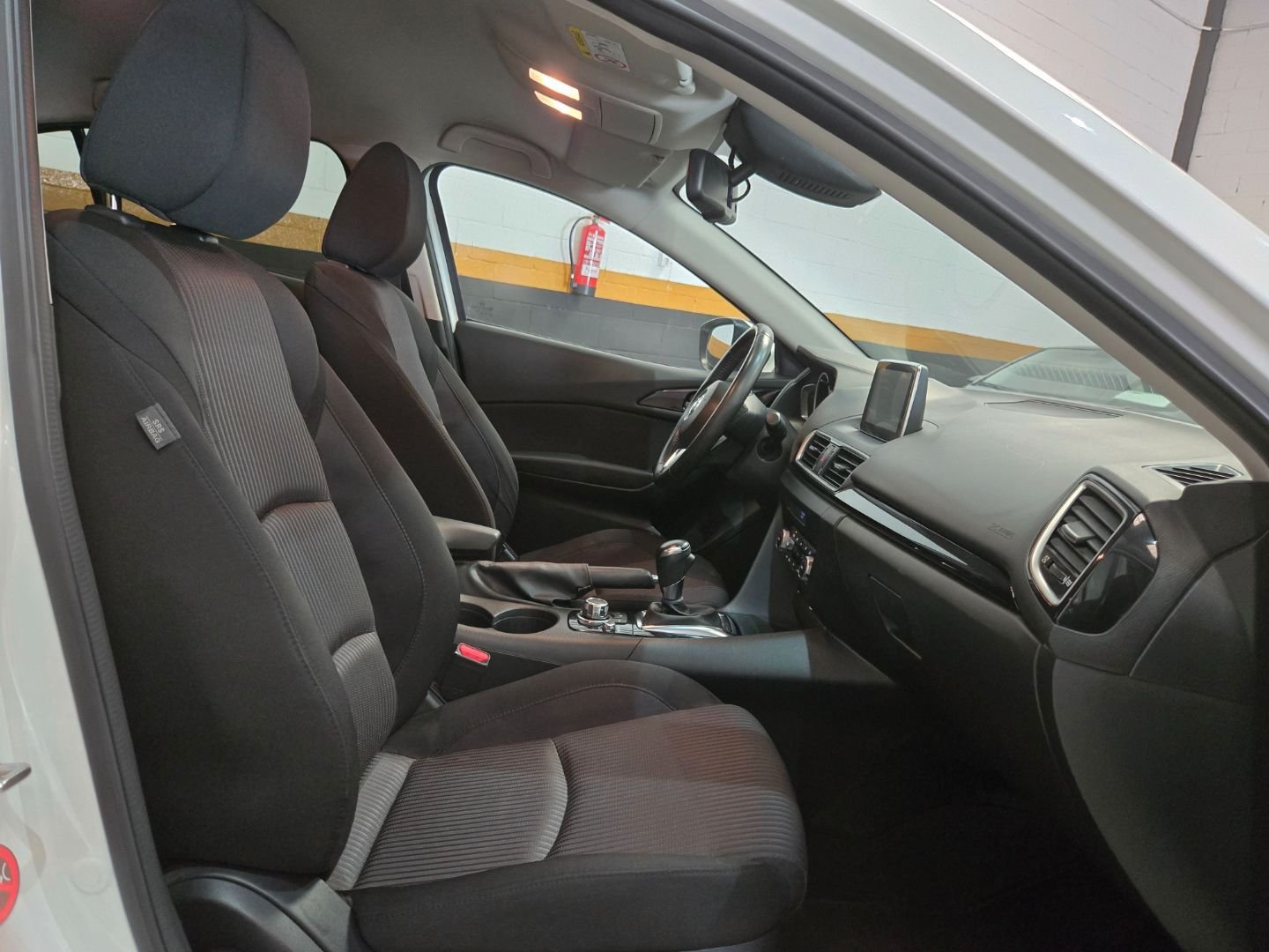 MAZDA MAZDA 3 2.2D LUXURY