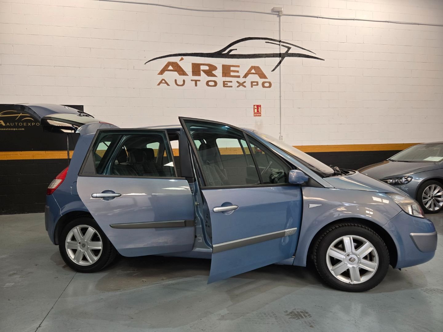 RENAULT SCENIC 1.5 DCI DYNAMIQUE