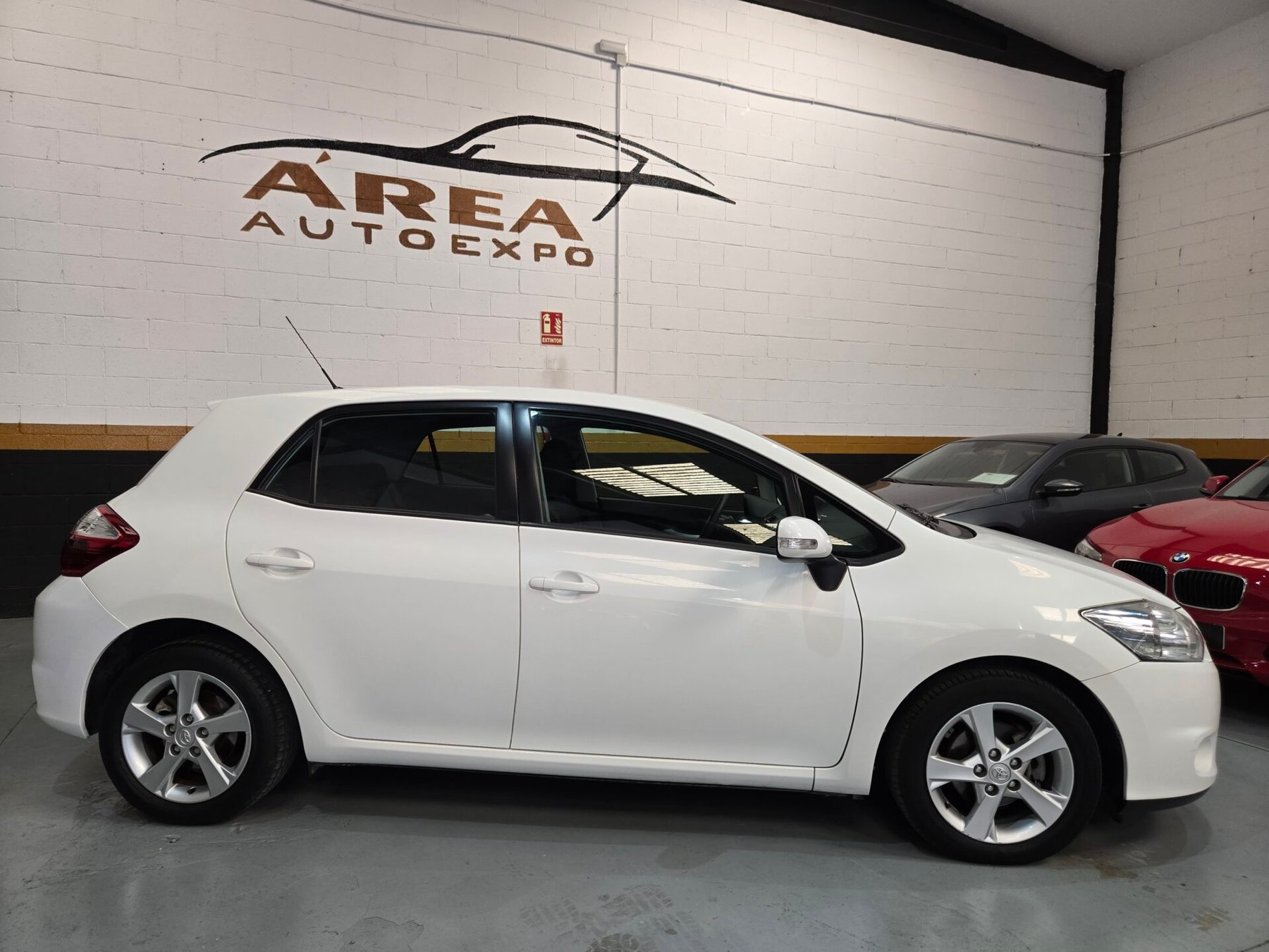 TOYOTA AURIS 1.4 D4d ACTIVE