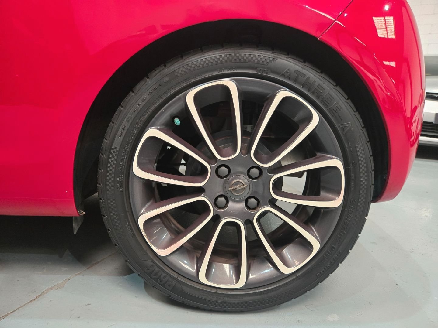 OPEL ADAM 1.4 GLAM