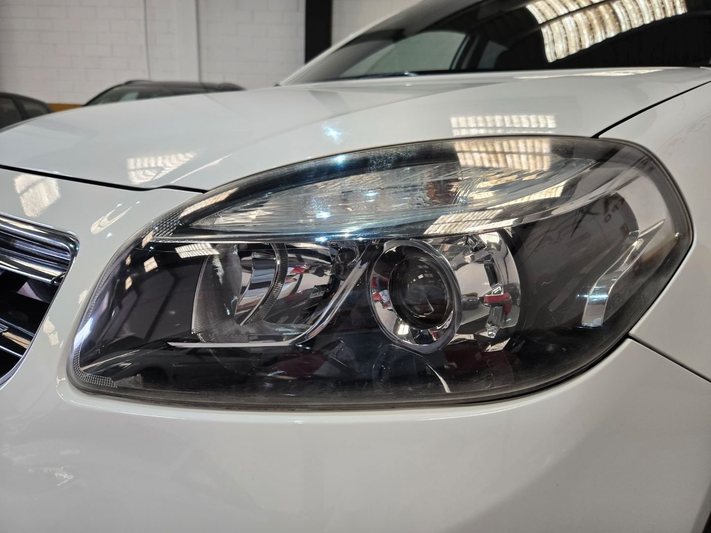 RENAULT KOLEOS 2.0 DCI EXPRESSION