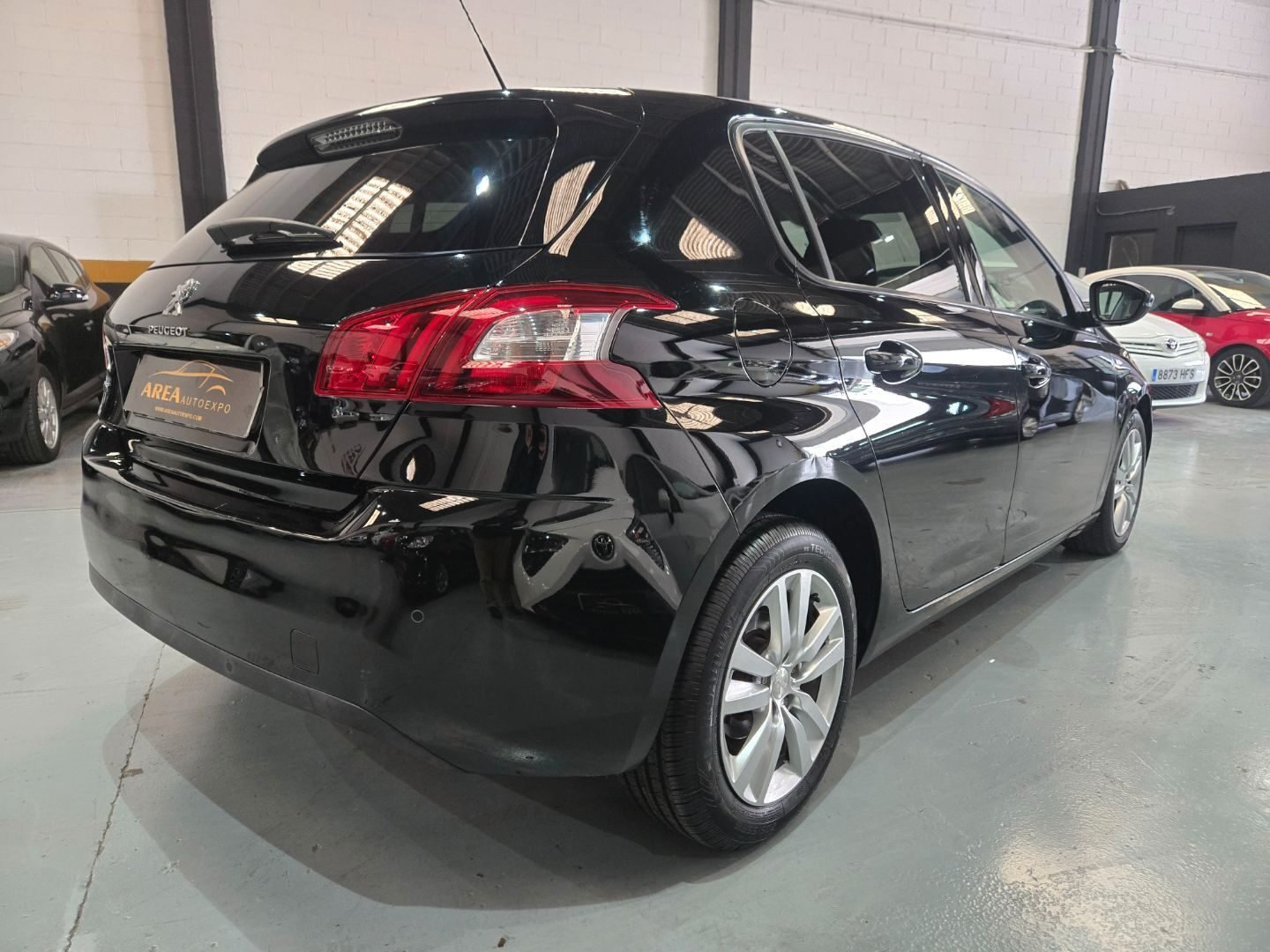 PEUGEOT 308 1.6 BlueHdi Style