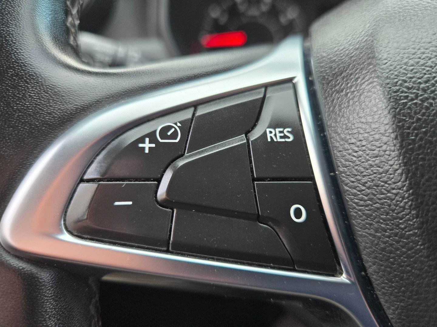 DACIA DUSTER 1.0 TCE PRESTIGE 4X2