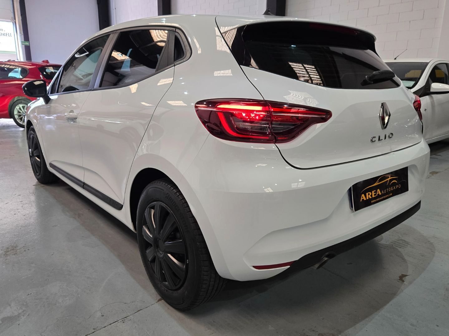 RENAULT CLIO 1.0 LIFE SCE