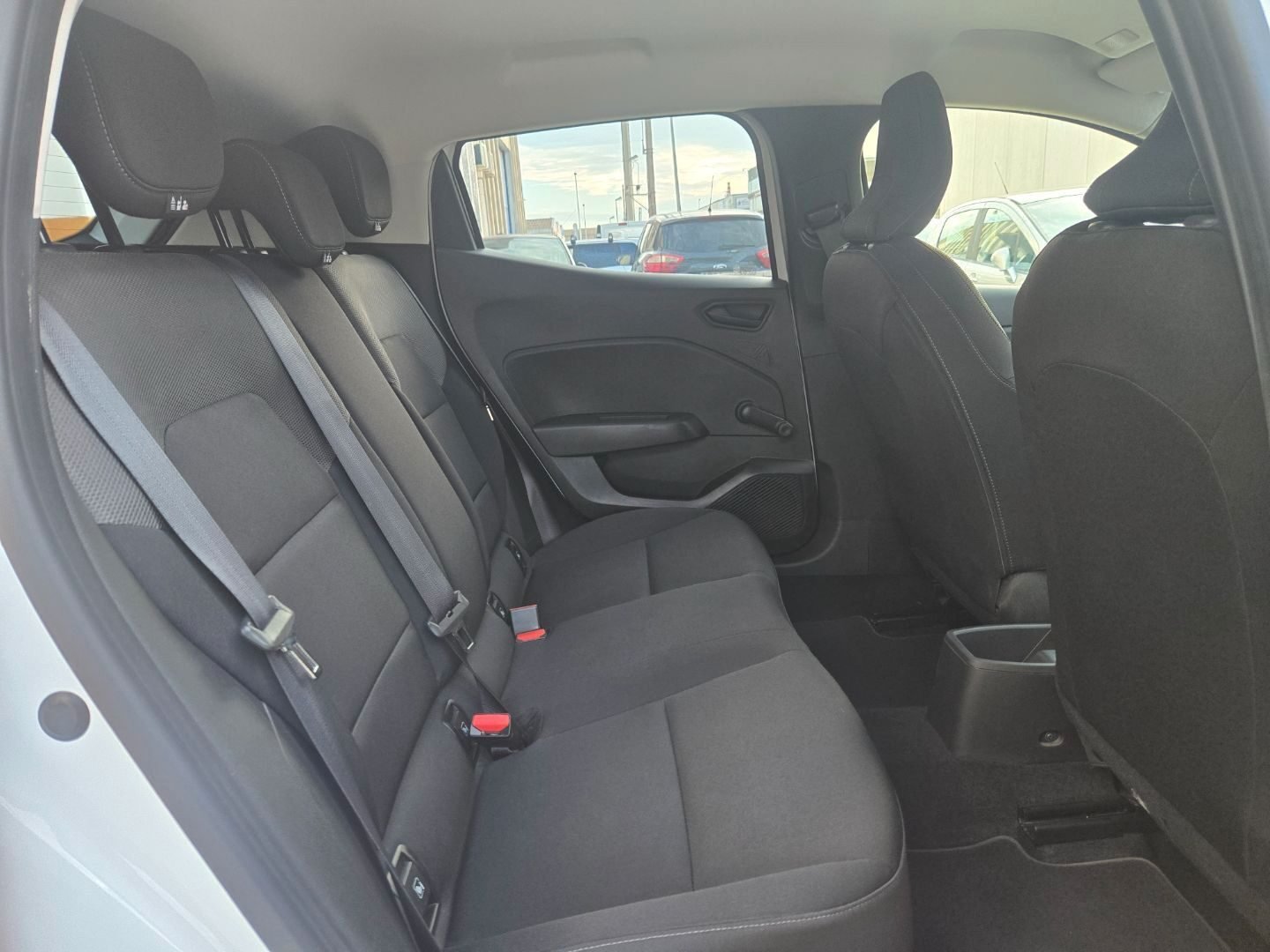 RENAULT CLIO 1.0 LIFE SCE