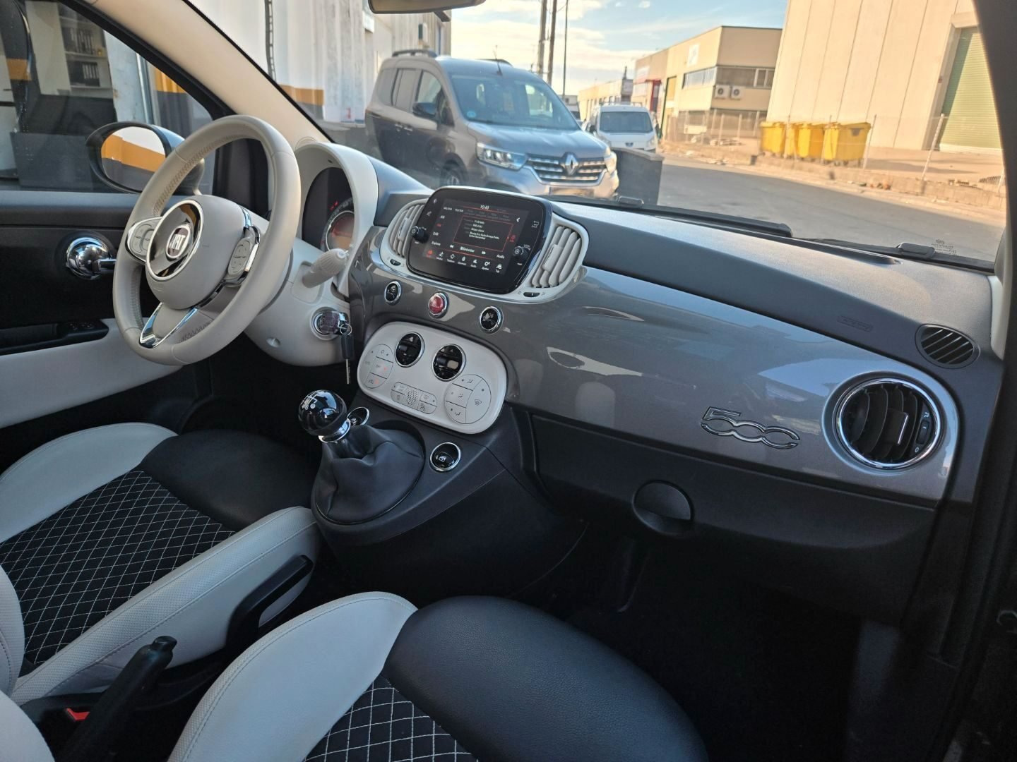 FIAT 500 1.0 DOLCEVITA HYBRID