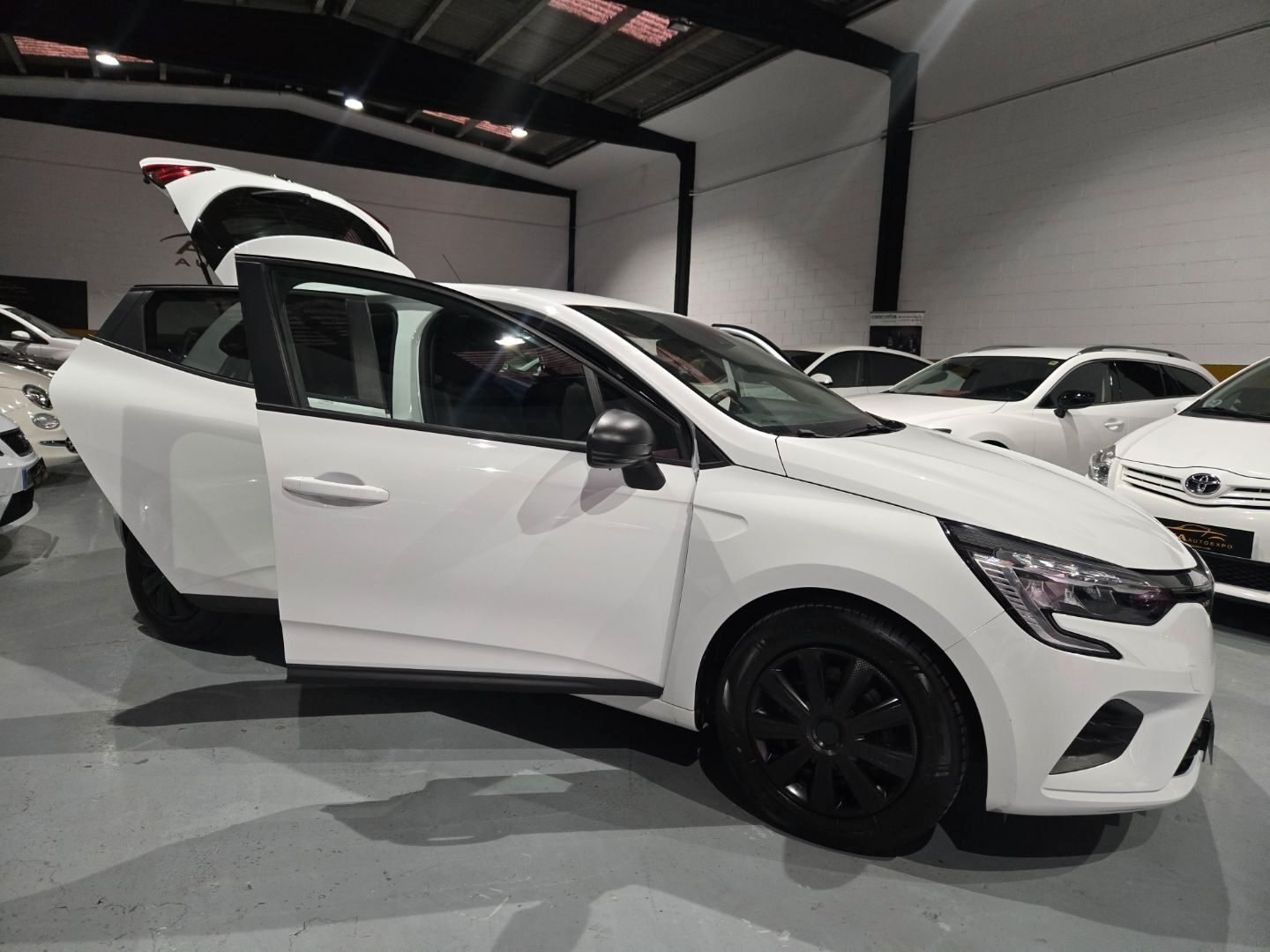 RENAULT CLIO 1.0 LIFE SCE