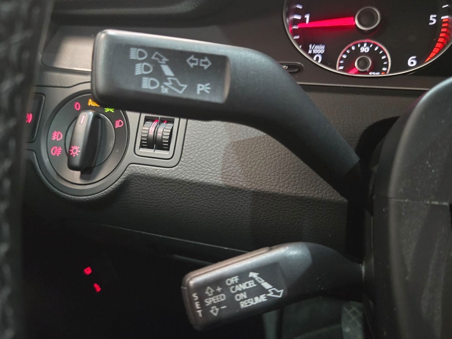 VOLKSWAGEN 2.0 TDI EDITION PLUS