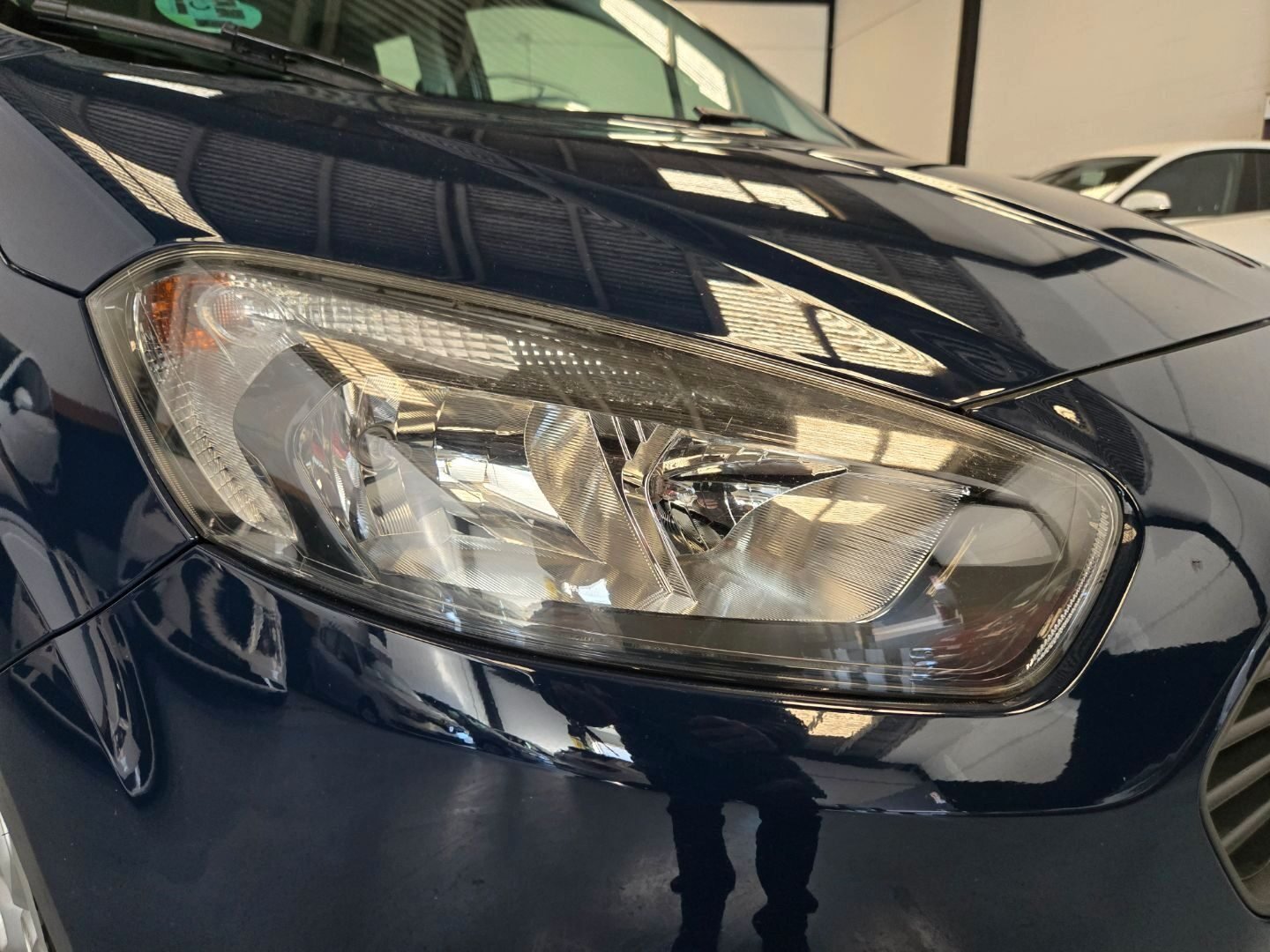 FORD TOURNEO COURIER 1.0 ECOBOOST AMBIENTE