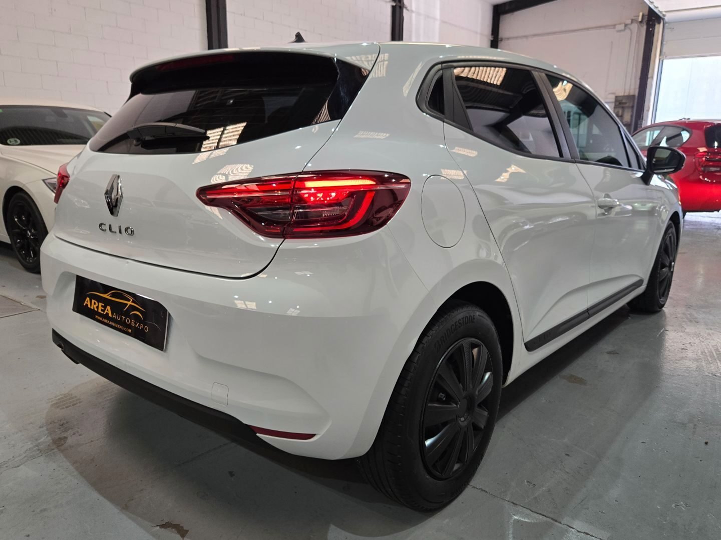 RENAULT CLIO 1.0 LIFE SCE