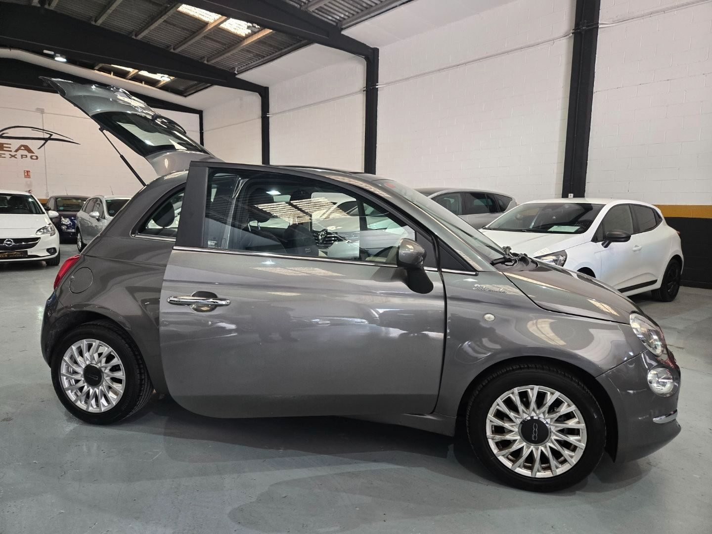 FIAT 500 1.0 DOLCEVITA HYBRID