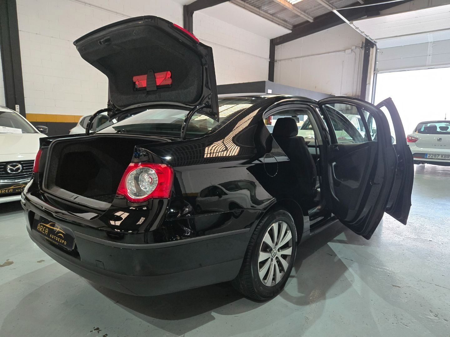 VOLKSWAGEN 2.0 TDI EDITION PLUS