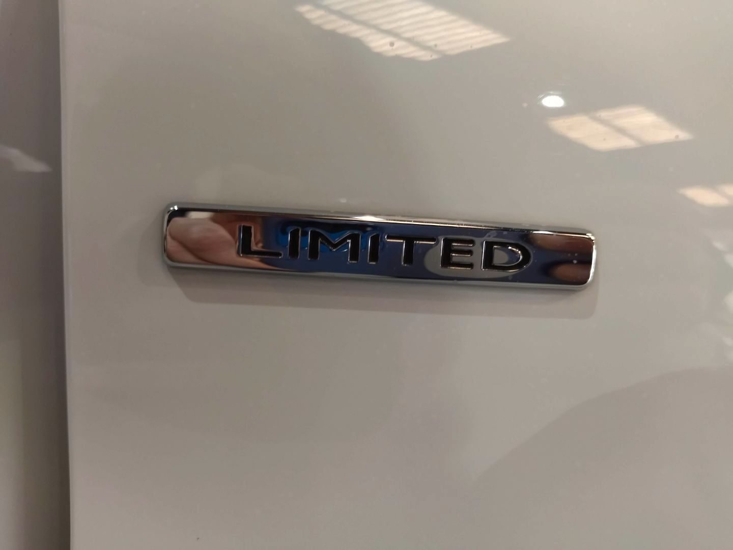 RENAULT CLIO 0.9 TCE LIMITED ENERGY