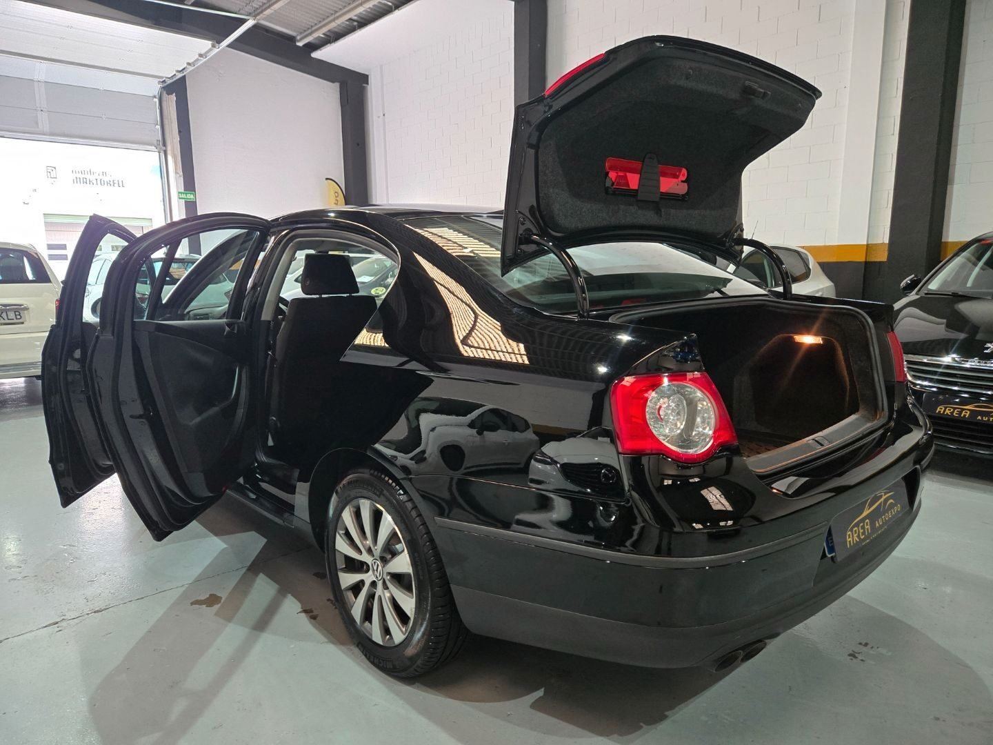 VOLKSWAGEN 2.0 TDI EDITION PLUS