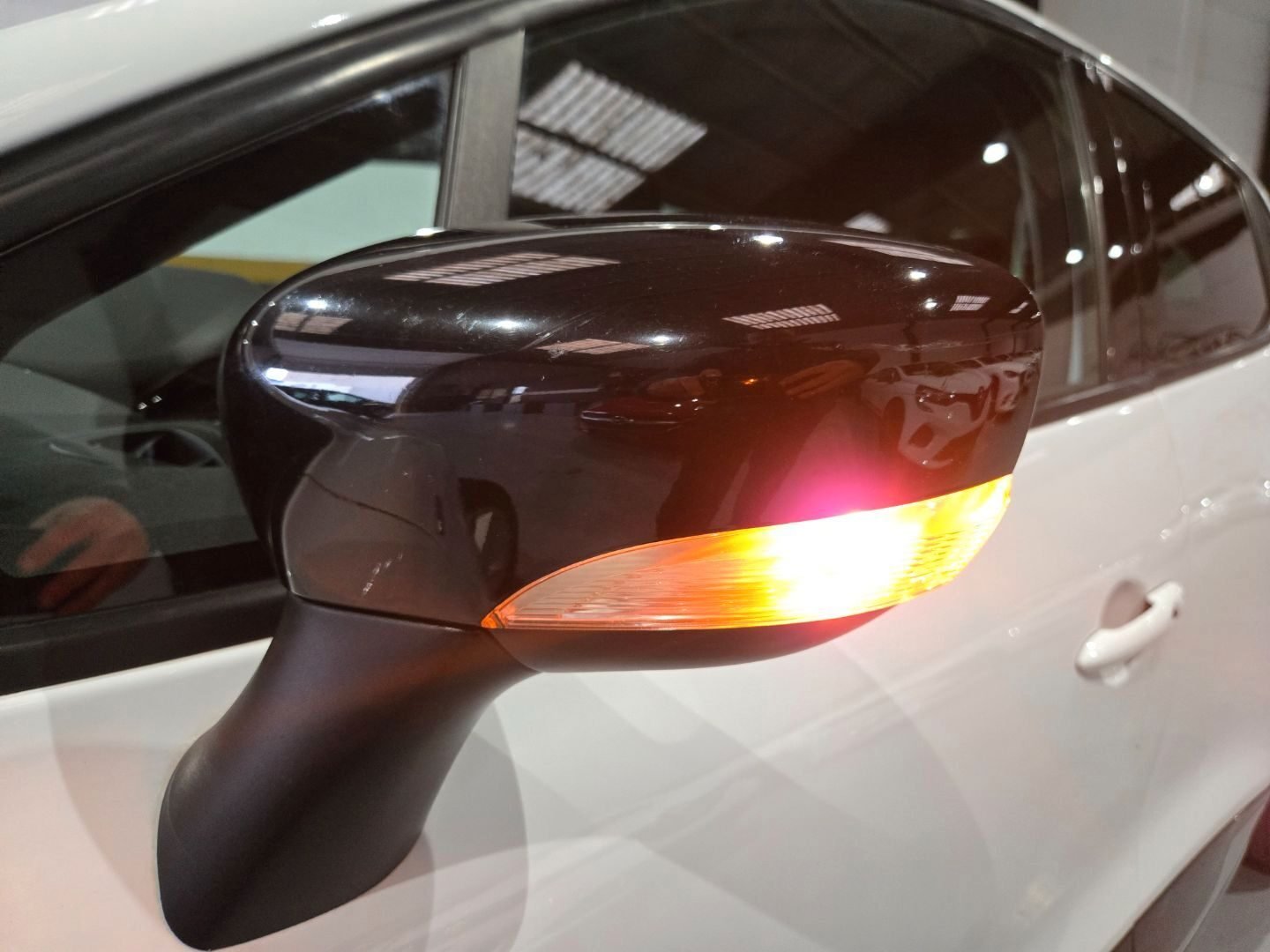 RENAULT CLIO 0.9 TCE LIMITED ENERGY