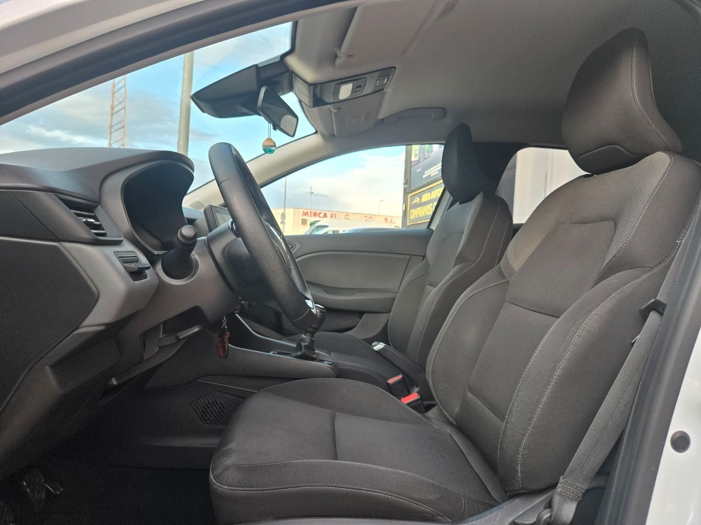 RENAULT CLIO 1.0 LIFE SCE