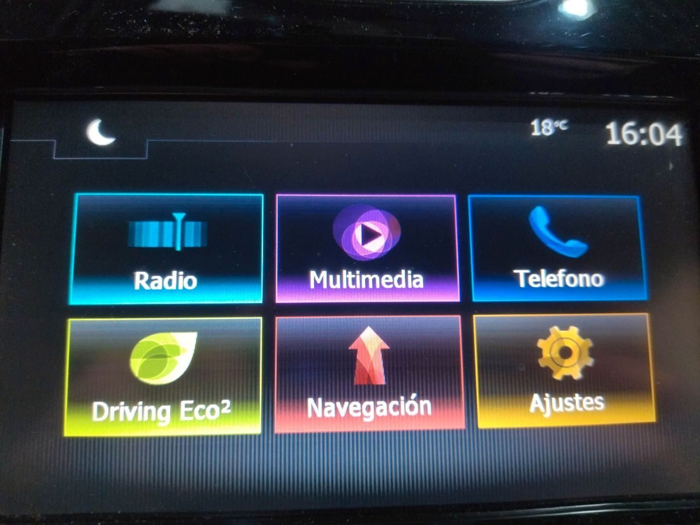 RENAULT CLIO 0.9 TCE LIMITED ENERGY