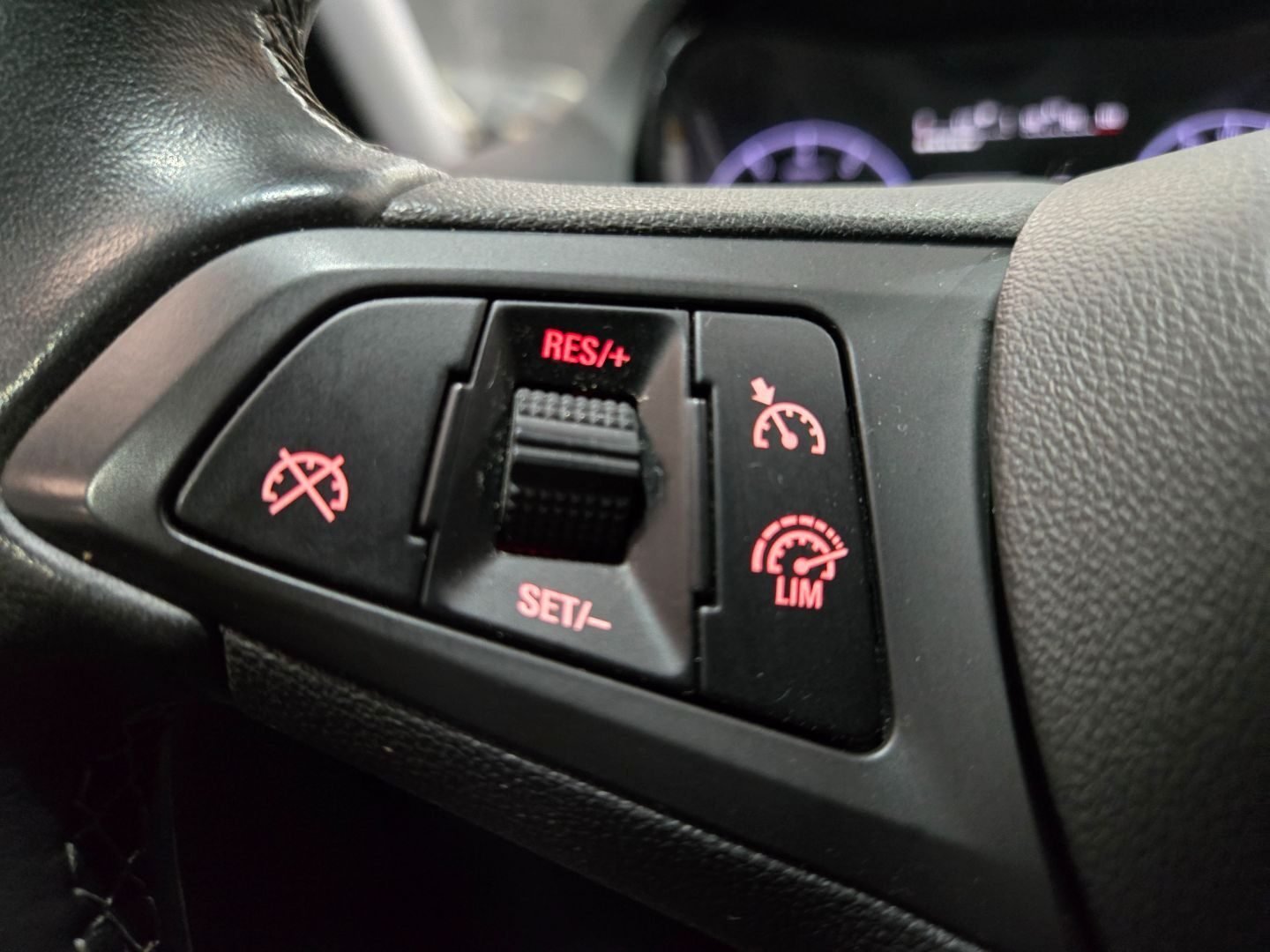 OPEL CORSA 1.4 COLOR EDITION