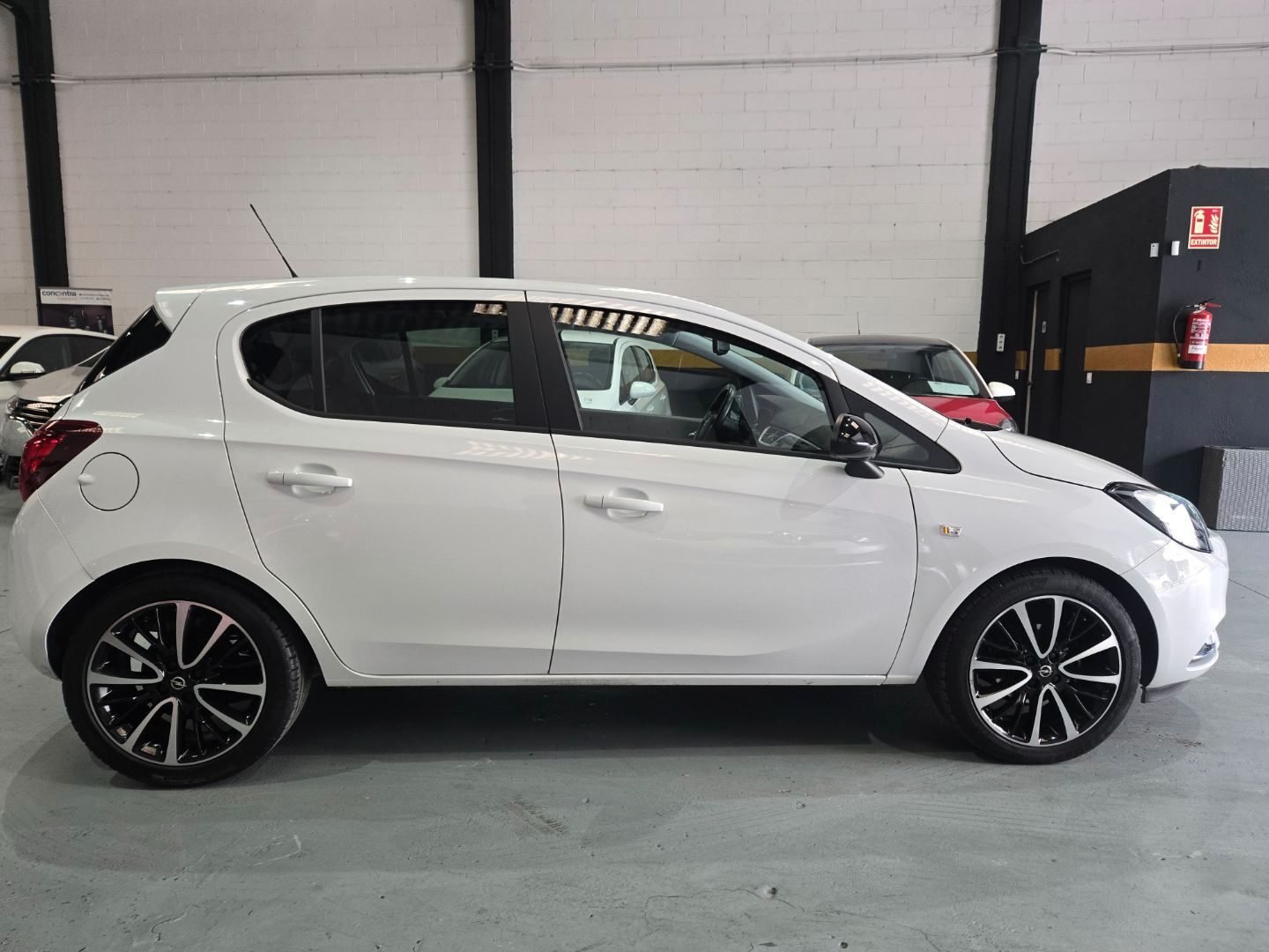 OPEL CORSA 1.4 COLOR EDITION