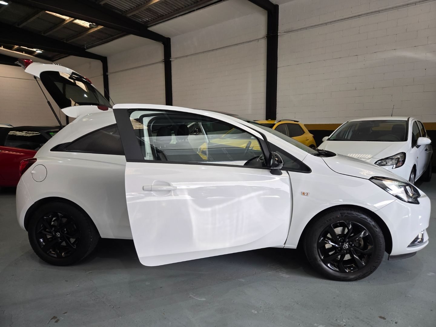 OPEL CORSA 1.4 TURBO COLOR EDITION