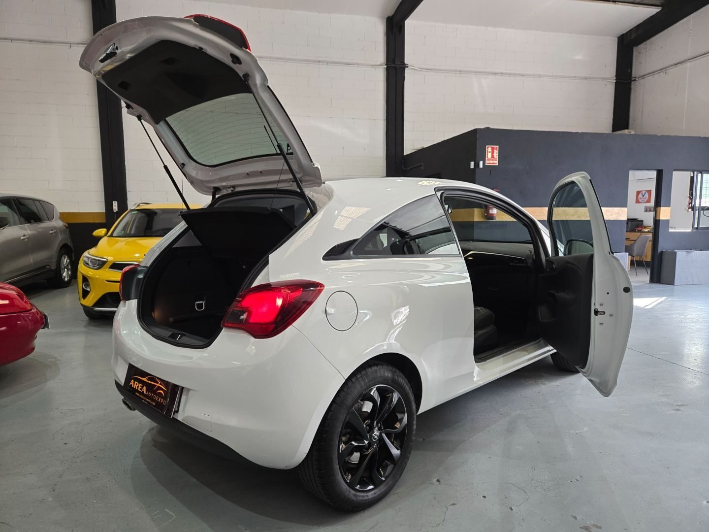 OPEL CORSA 1.4 TURBO COLOR EDITION