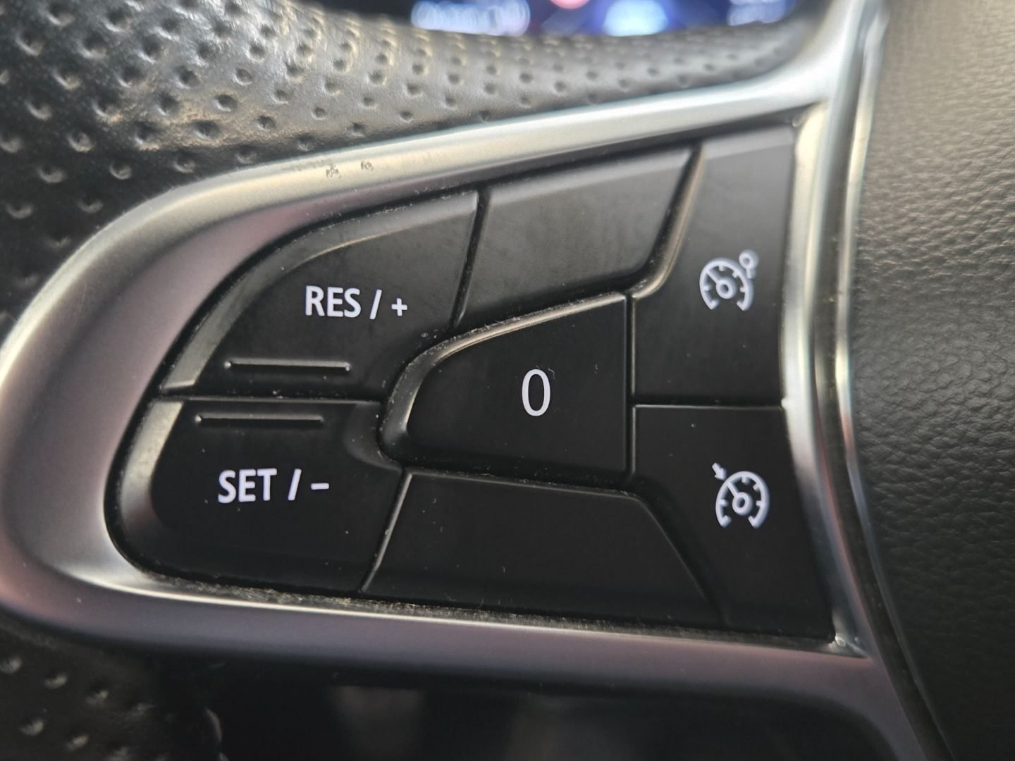 RENAULT CLIO 1.0 TCE RS LINE