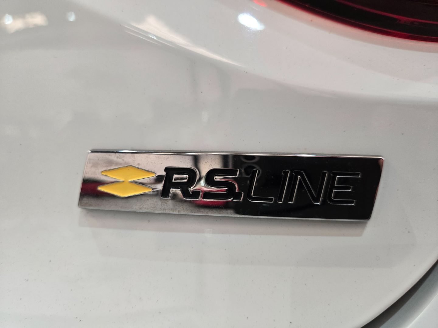 RENAULT CLIO 1.0 TCE RS LINE