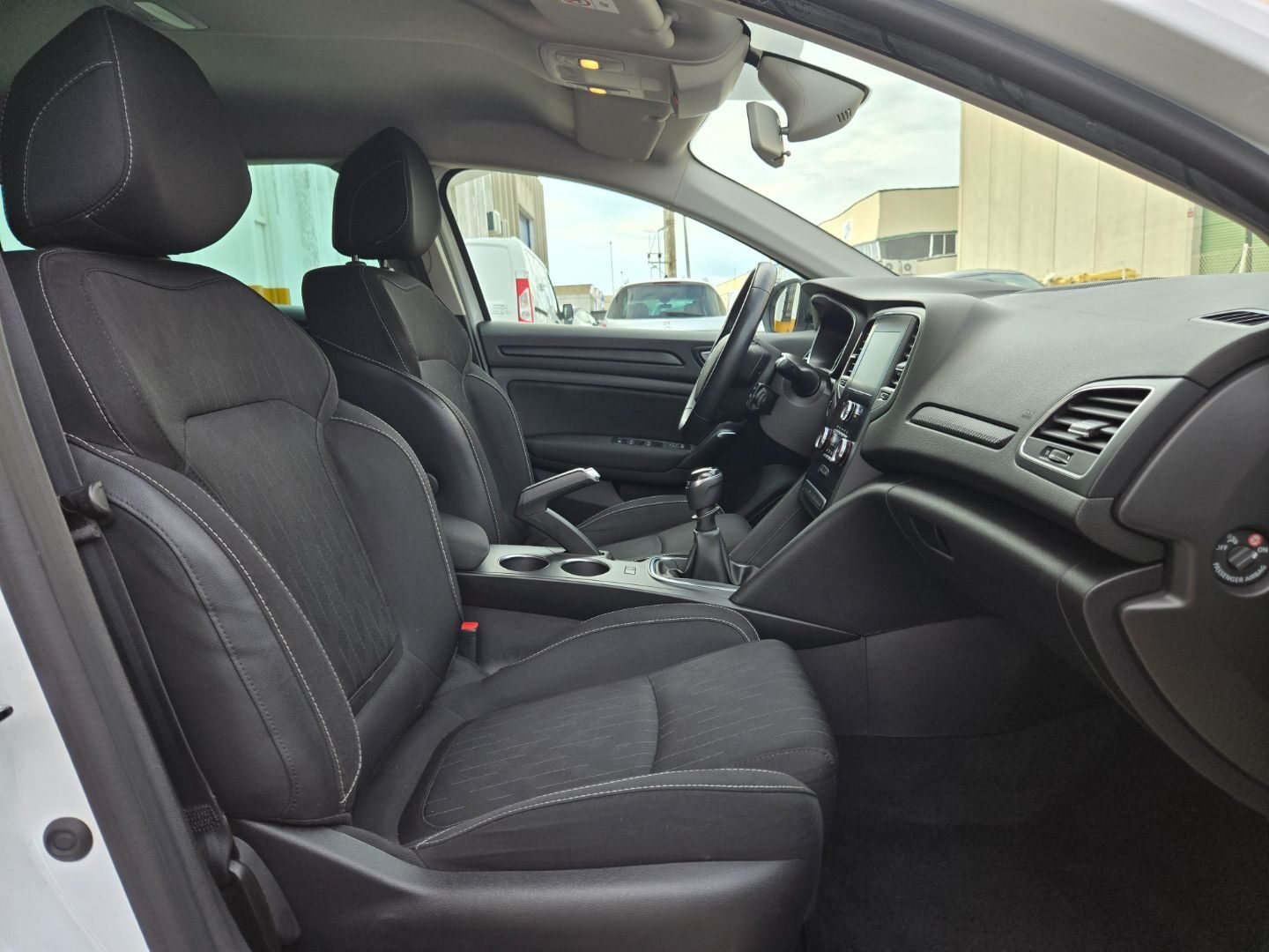 RENAULT MEGANE TOURER 1.3 TCE LIMITED