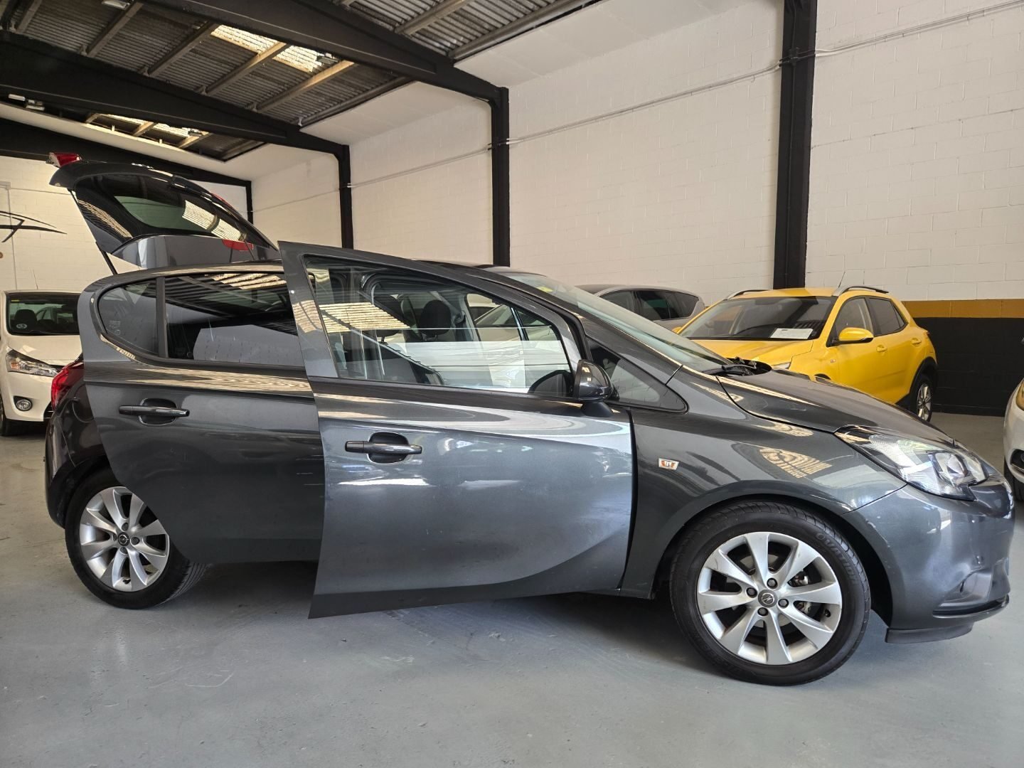 OPEL CORSA 1.4 SELECTIVE 