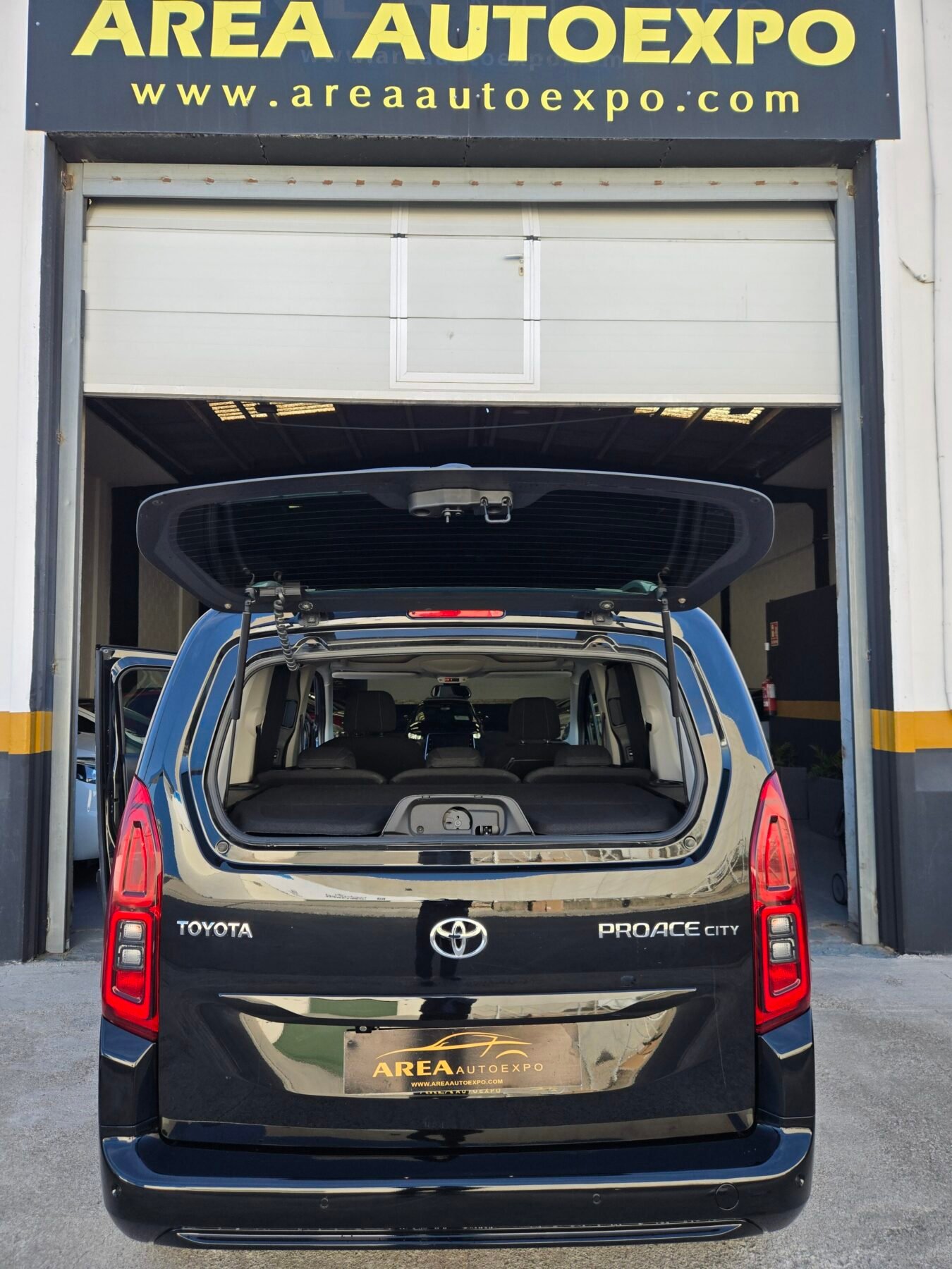 TOYOTA PROACE CITY VERSO ACTIVE 1.5D