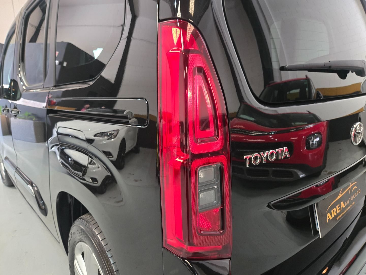 TOYOTA PROACE CITY VERSO ACTIVE 1.5D