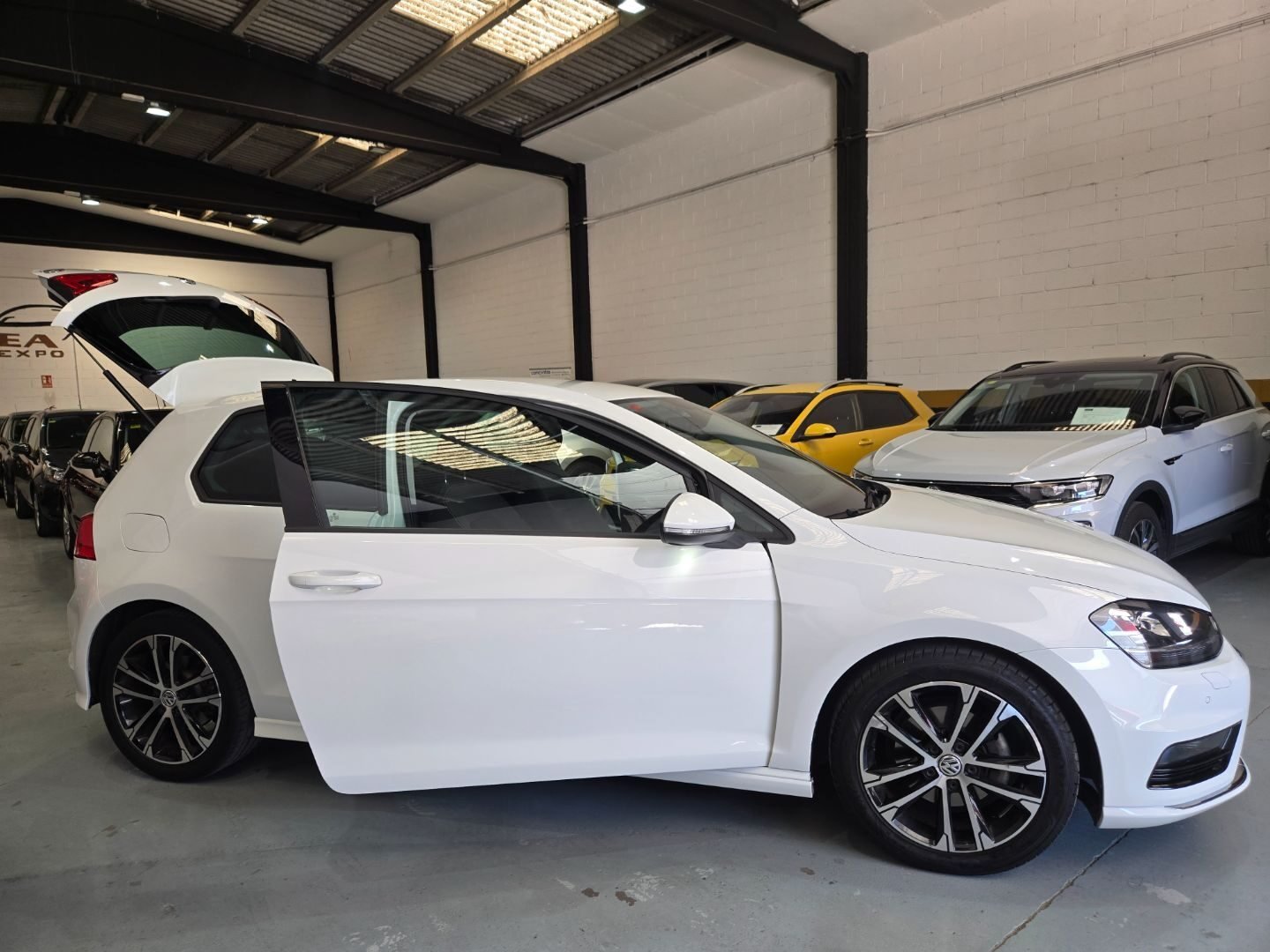 VOLKSWAGEN GOLF SPORT 1.4 TSI TECH BMT DSG