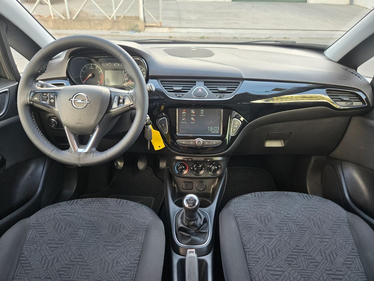 OPEL CORSA 1.4 SELECTIVE 