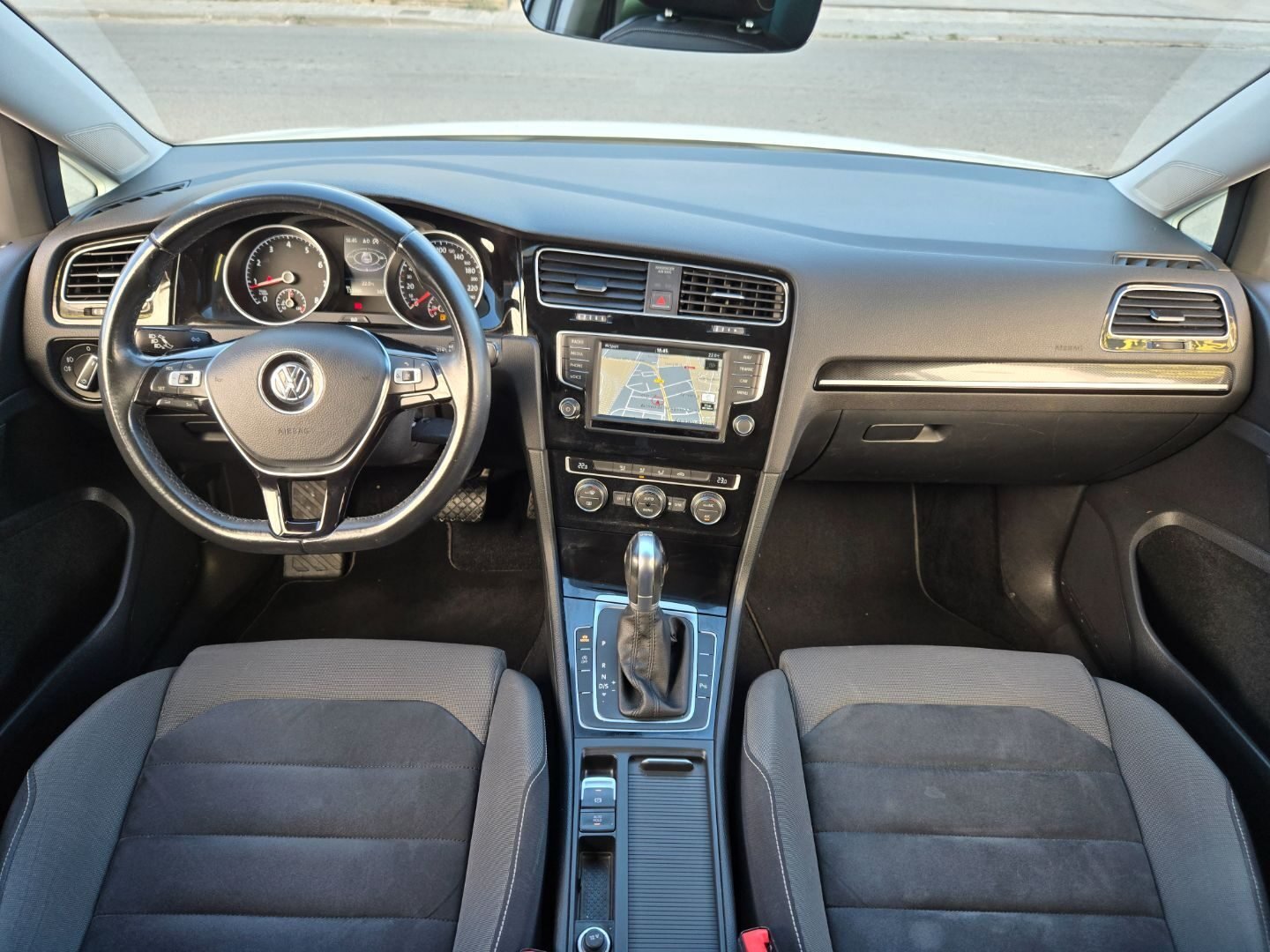 VOLKSWAGEN GOLF SPORT 1.4 TSI TECH BMT DSG