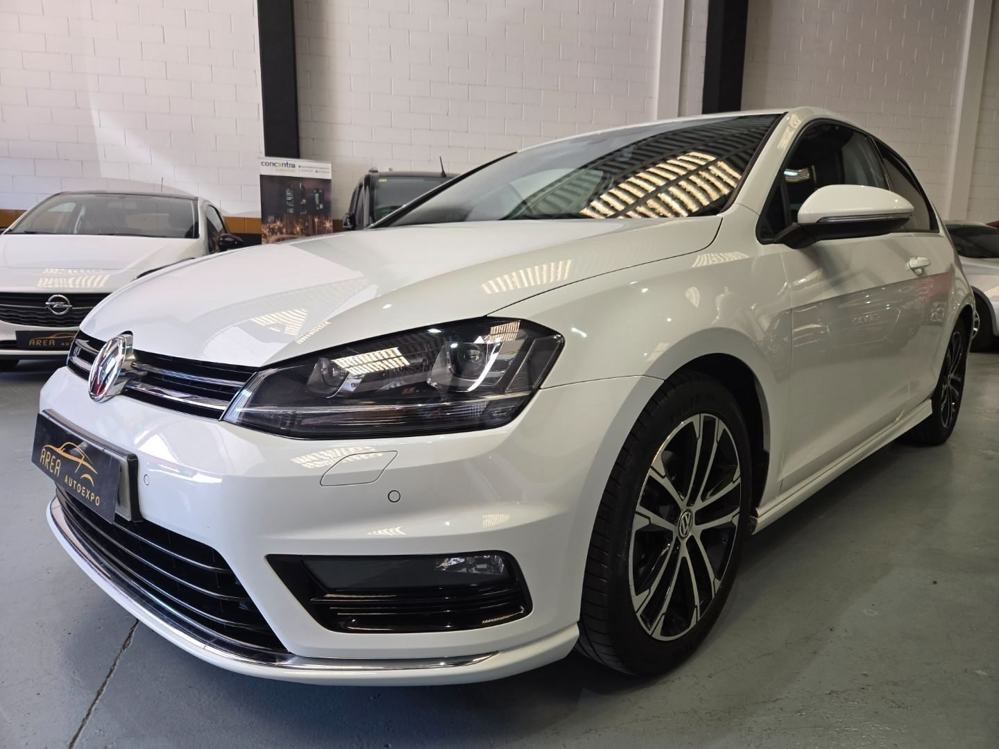 VOLKSWAGEN GOLF SPORT 1.4 TSI TECH BMT DSG